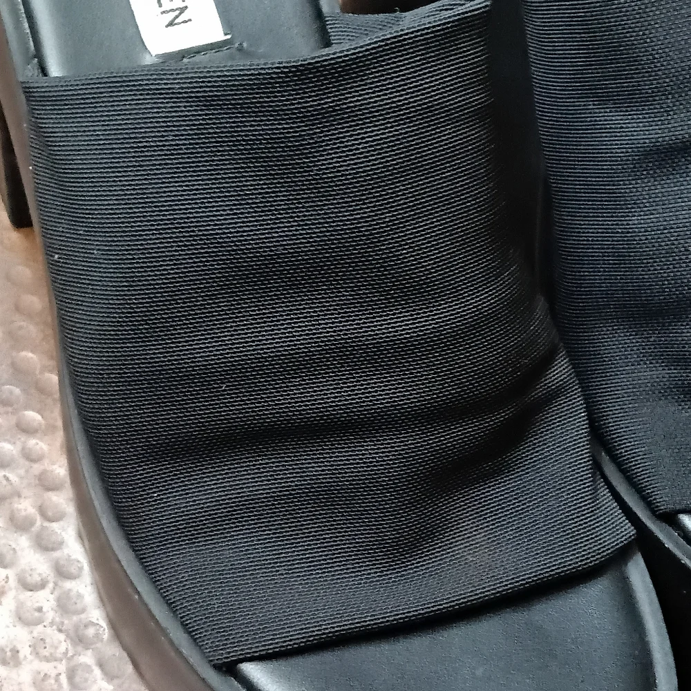 Steve Madden Sz. 39(8.5) Black Sami Platform Sandal